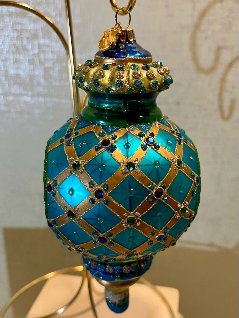 VINTAGE REED & BARTON EUROPEAN HANDCRAFTED Teal & Gold Glass Ornament RARE FIND